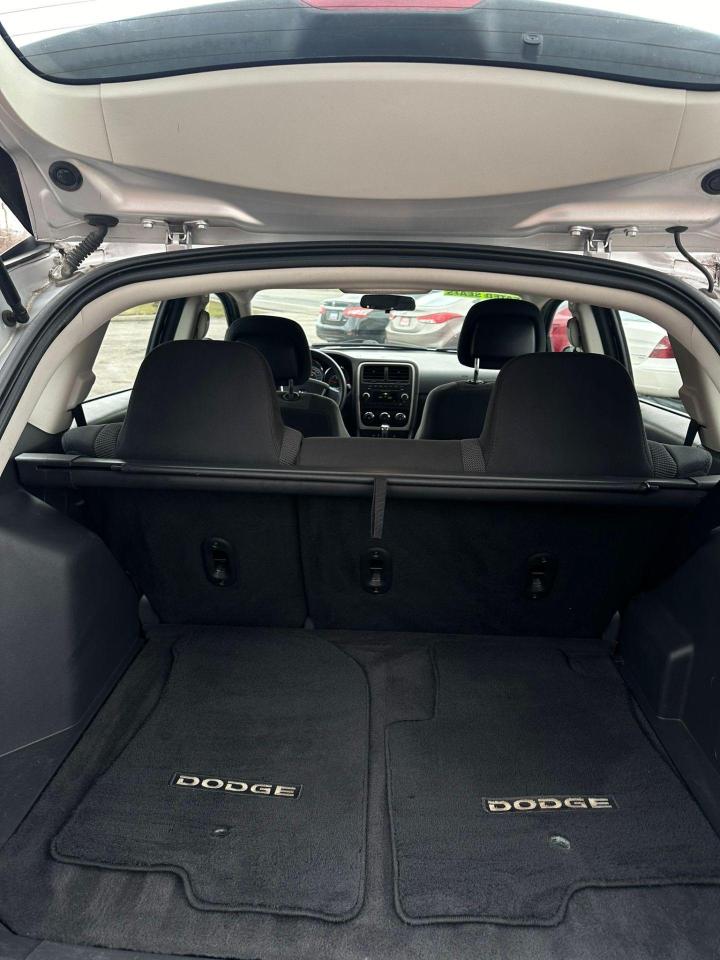 2012 Dodge Caliber SXT - Photo #9