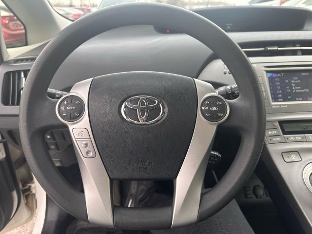 2015 Toyota Prius Plug in Photo14