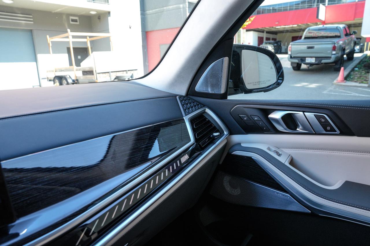 2024 BMW X7 M60i - Photo #3