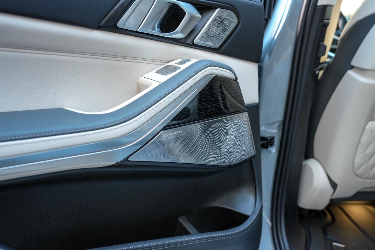2024 BMW X7 M60i - Photo #10
