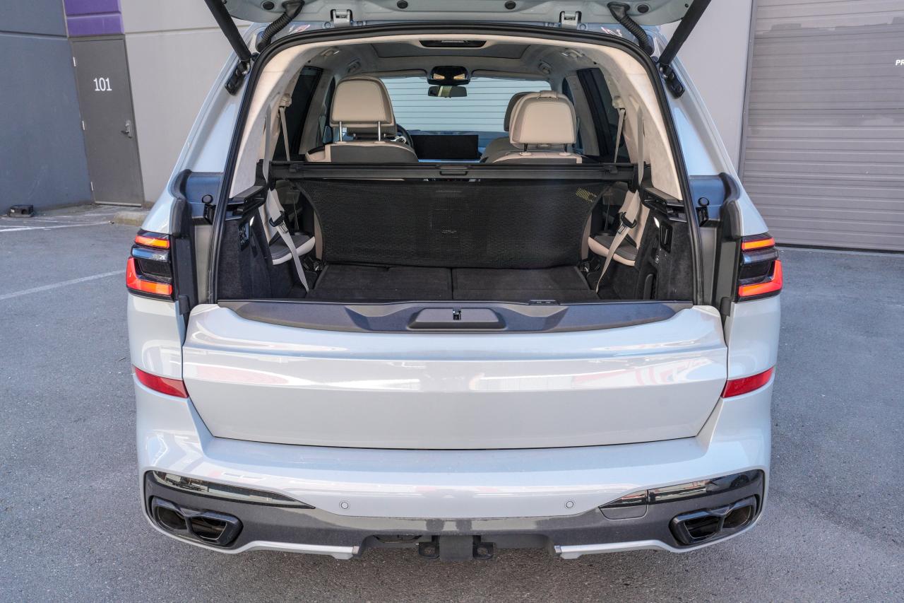 2024 BMW X7 M60i - Photo #16