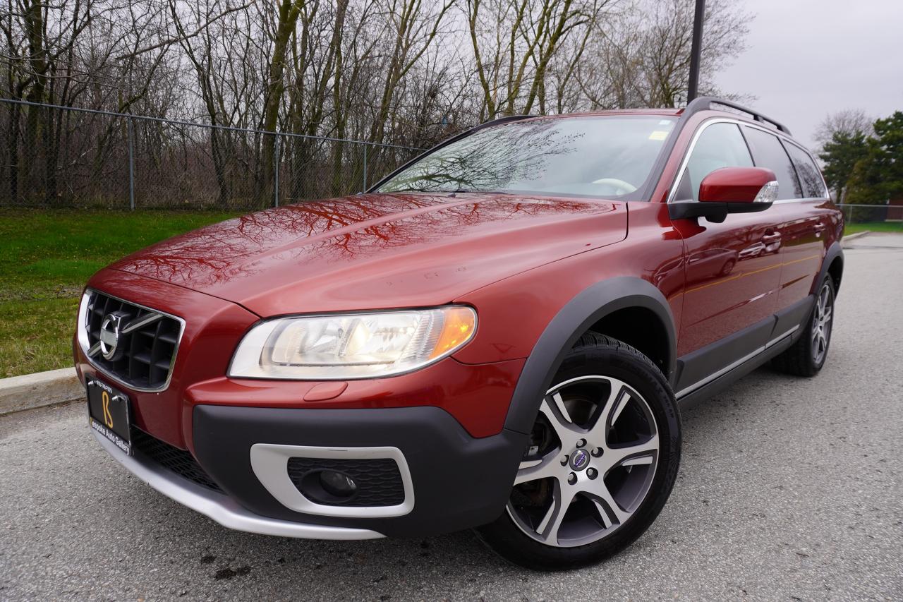 Used 2012 Volvo XC70 1 OWNER / NO ACCIDENTS / STUNNING COMBO / T6 AWD for sale in Etobicoke, ON