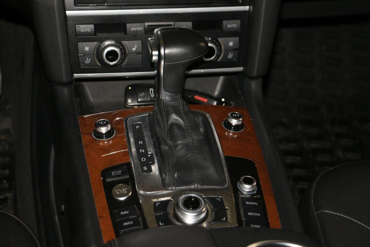 2012 Audi Q7 TDI PRESTIGE - AS-IS|BLINDSPOT|PANO|NAVI|CAMERA - Photo #16