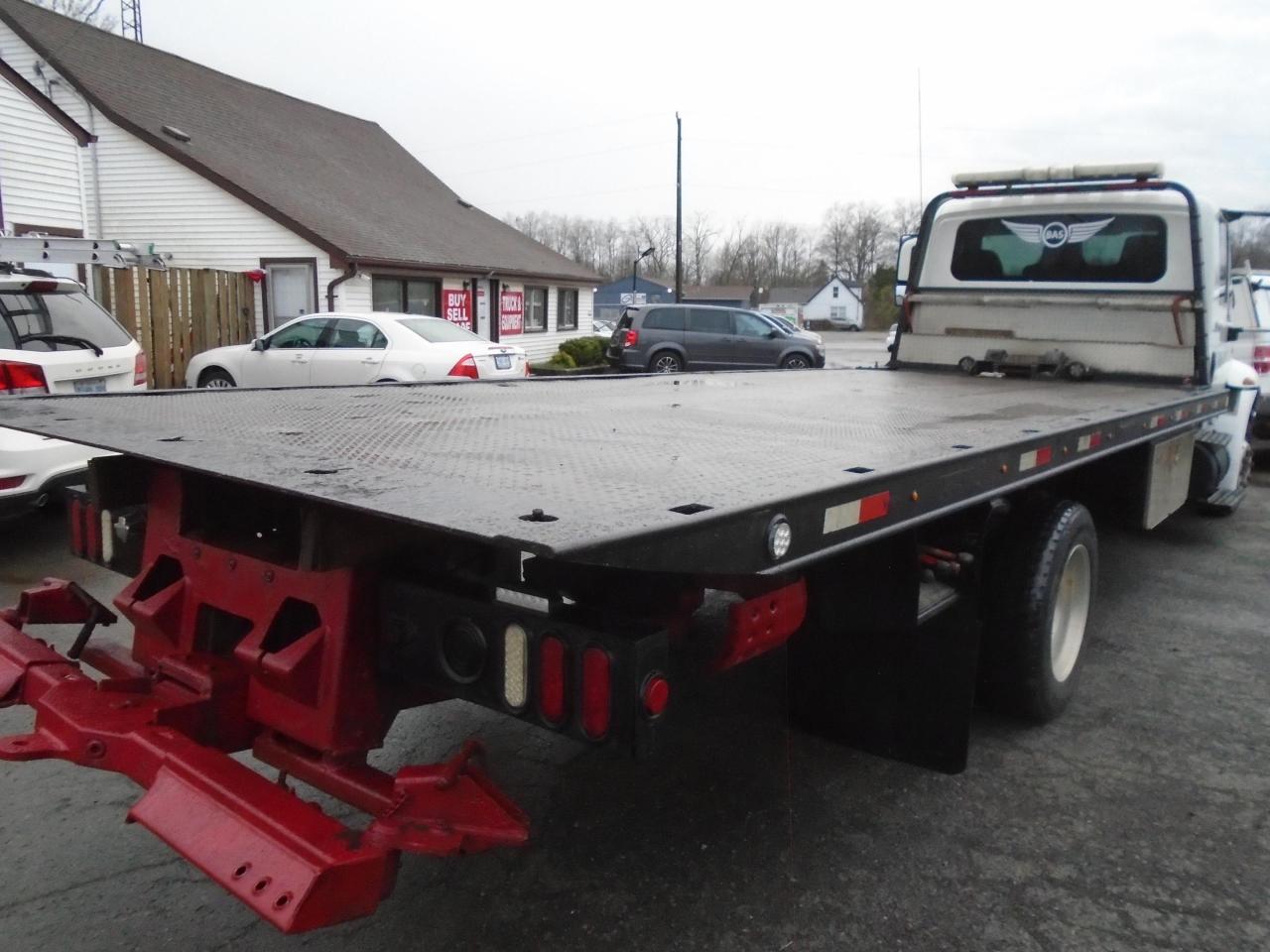 2009 International 4300 Flat bed/ Towing Truck - Photo #7