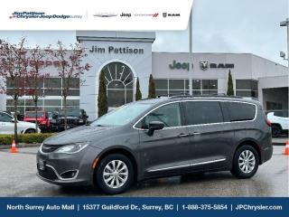 Used 2017 Chrysler Pacifica TOURING L ** GREAT VALUE ** LOW KMS for sale in Surrey, BC