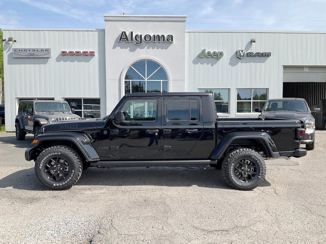 2024 Jeep Gladiator Willys Photo2