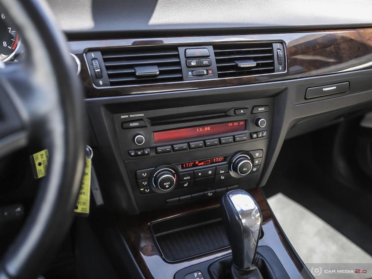 2011 BMW 3 Series 2dr Cpe 328i xDrive AWD Photo