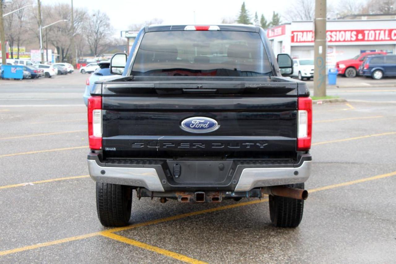 2017 Ford F-250 Super Duty 4WD CREW CAB - Photo #6