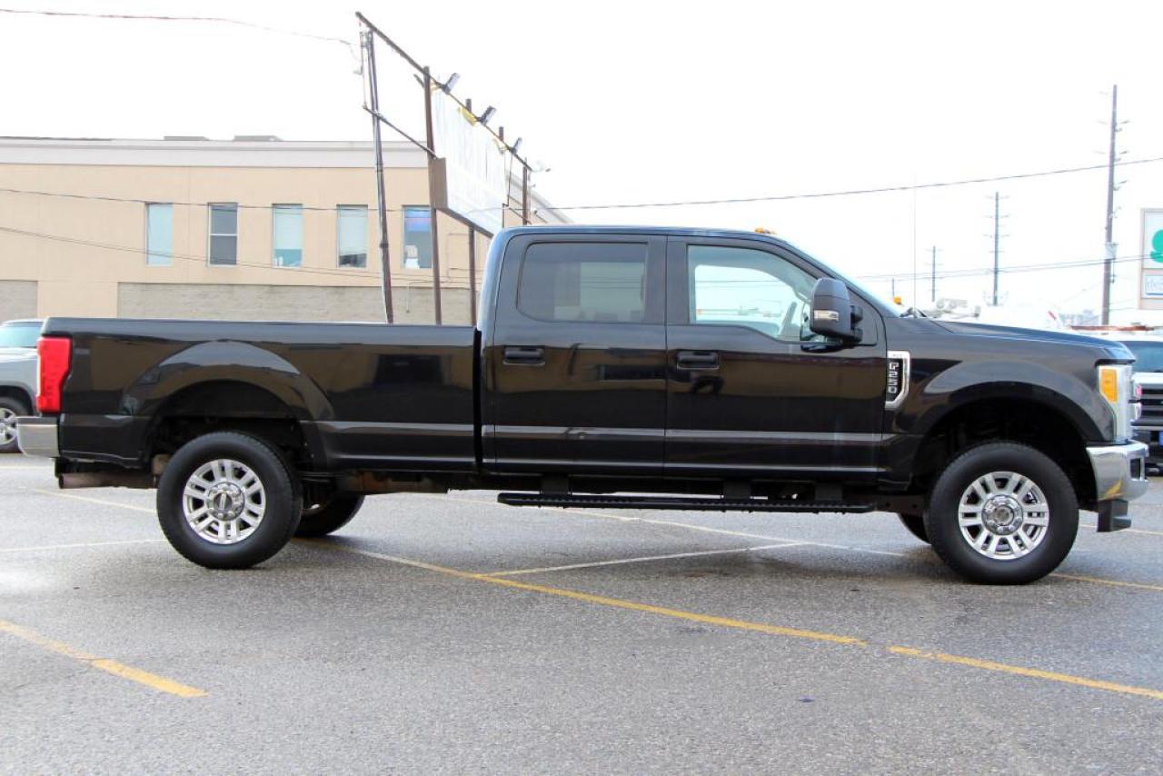 2017 Ford F-250 Super Duty 4WD CREW CAB - Photo #8