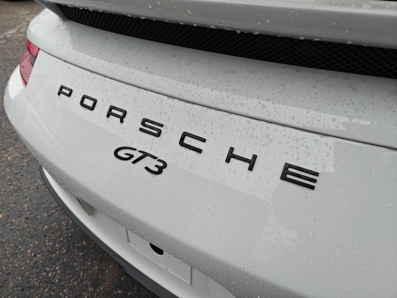 2018 Porsche 911 GT3 - Photo #9