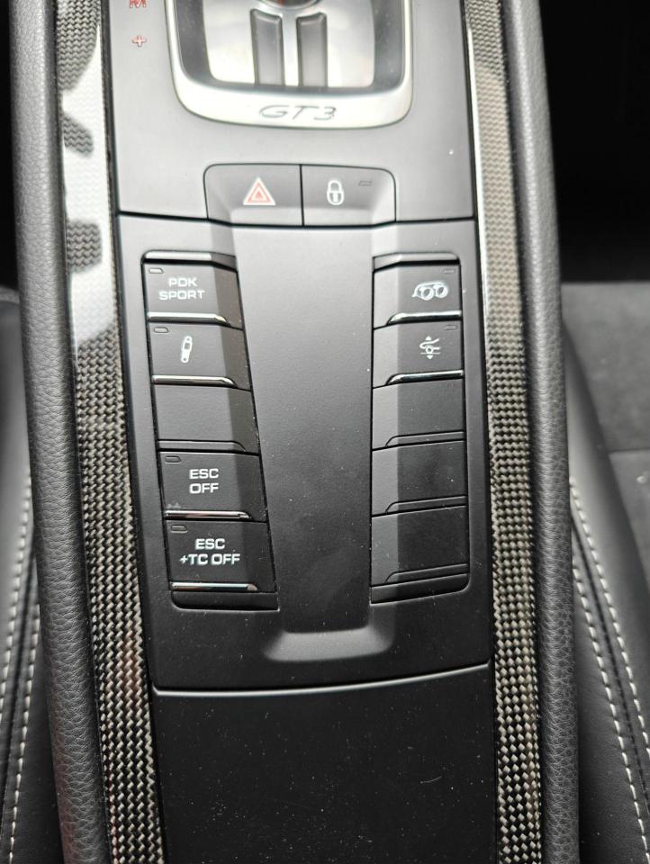 2018 Porsche 911 GT3 - Photo #24