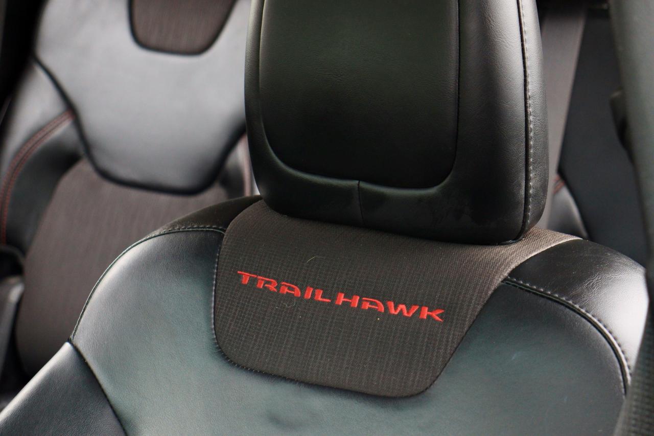 2014 Jeep Cherokee Trailhawk | 4WD | Leather | Nav | Cam | Tinted ++ Photo19