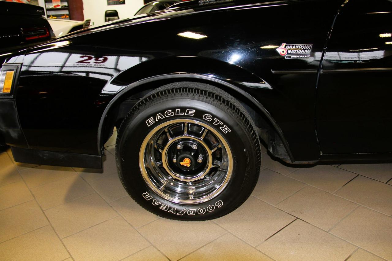 1987 Buick Grand National 2dr Coupe GRAND NAT'L SURVIVOR ONLY 3182KM'S! Photo