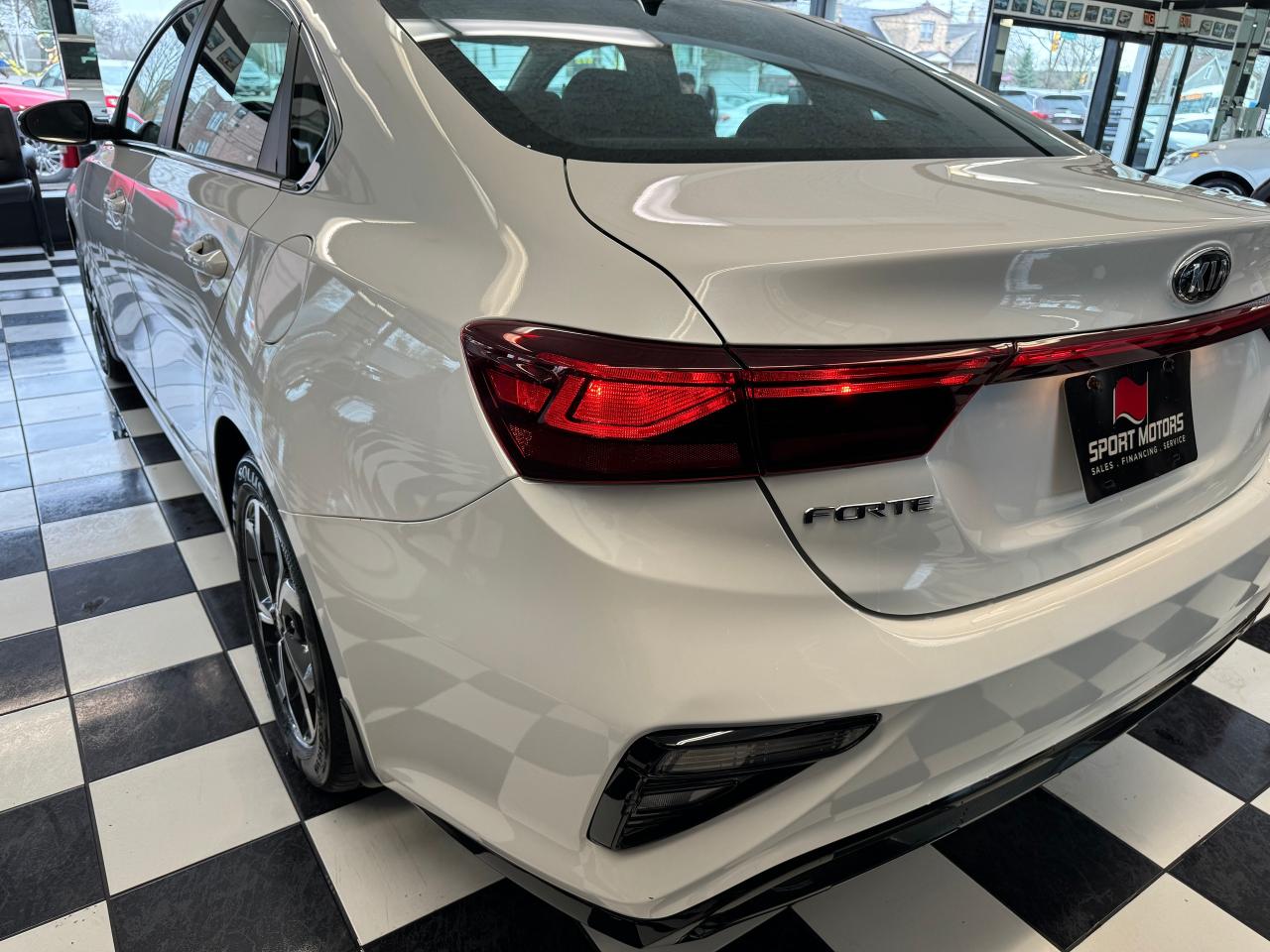 2019 Kia Forte EX+Camera+LaneKeep+Heated Steering+CLEAN CARFAX Photo96