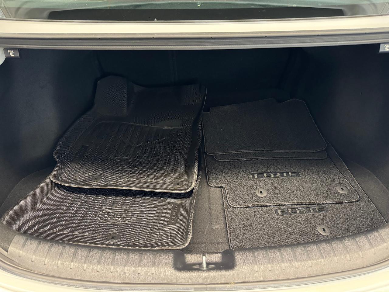 2019 Kia Forte EX+Camera+LaneKeep+Heated Steering+CLEAN CARFAX Photo84