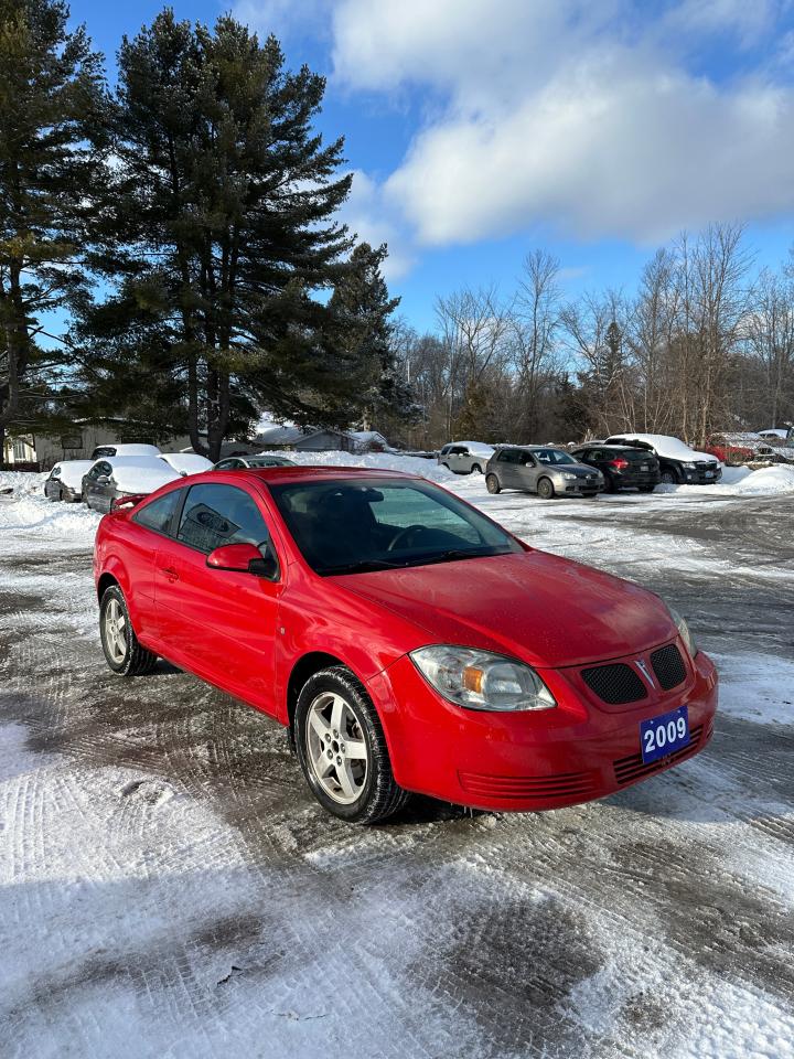 Used 2009 Pontiac G5 LT for sale in Foxboro, ON