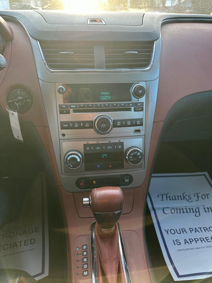 2010 Chevrolet Malibu LTZ - Photo #15