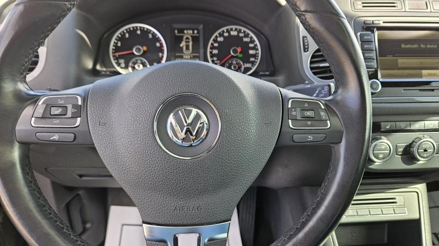 2015 Volkswagen Tiguan 4MOTION COMFORTLINE S - Photo #17