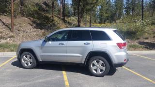 2012 Jeep Grand Cherokee LIMITED 4WD - Photo #3