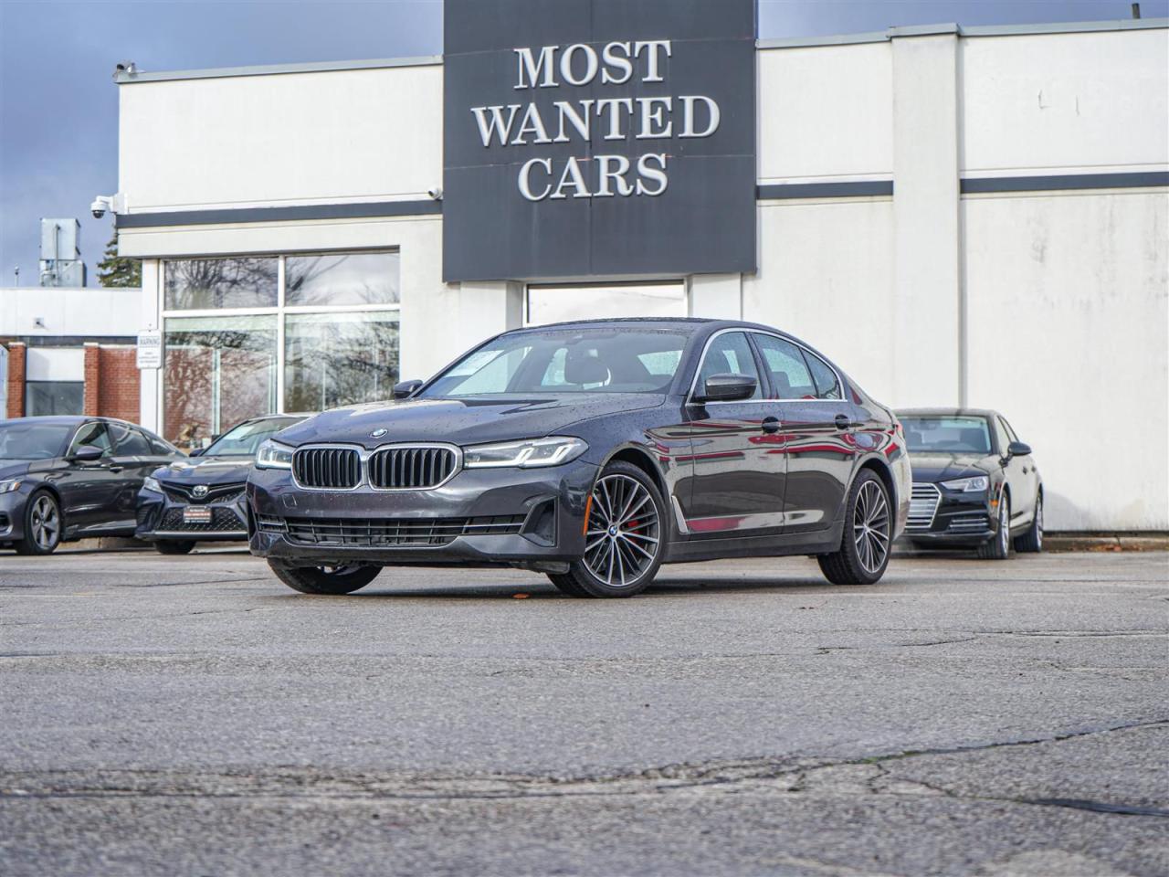 Used 2022 BMW 530i XDRIVE | NAV | BLIND | APP CONNECT | SUNROOF for sale in Kitchener, ON