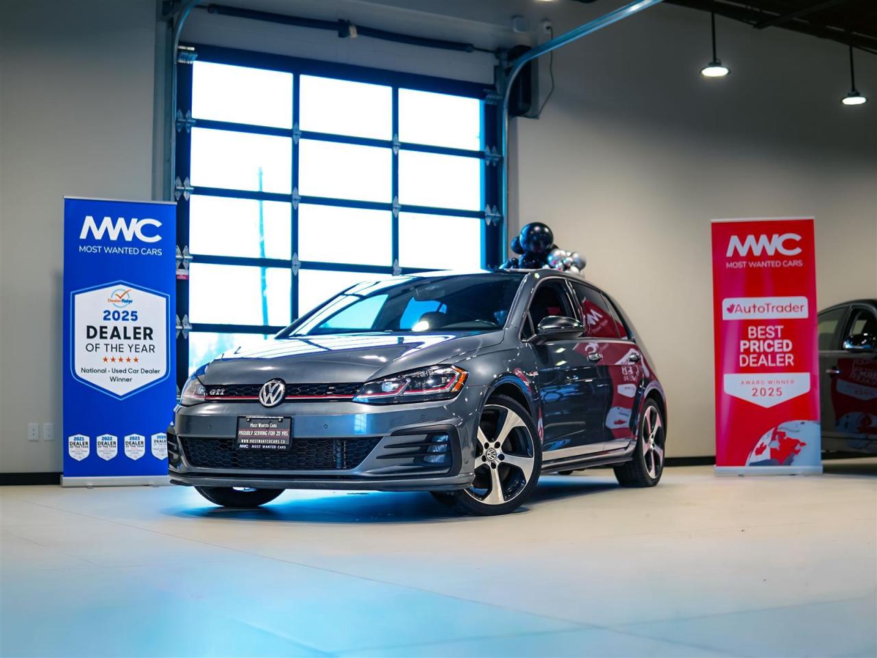 2018 Volkswagen Golf  Photo0