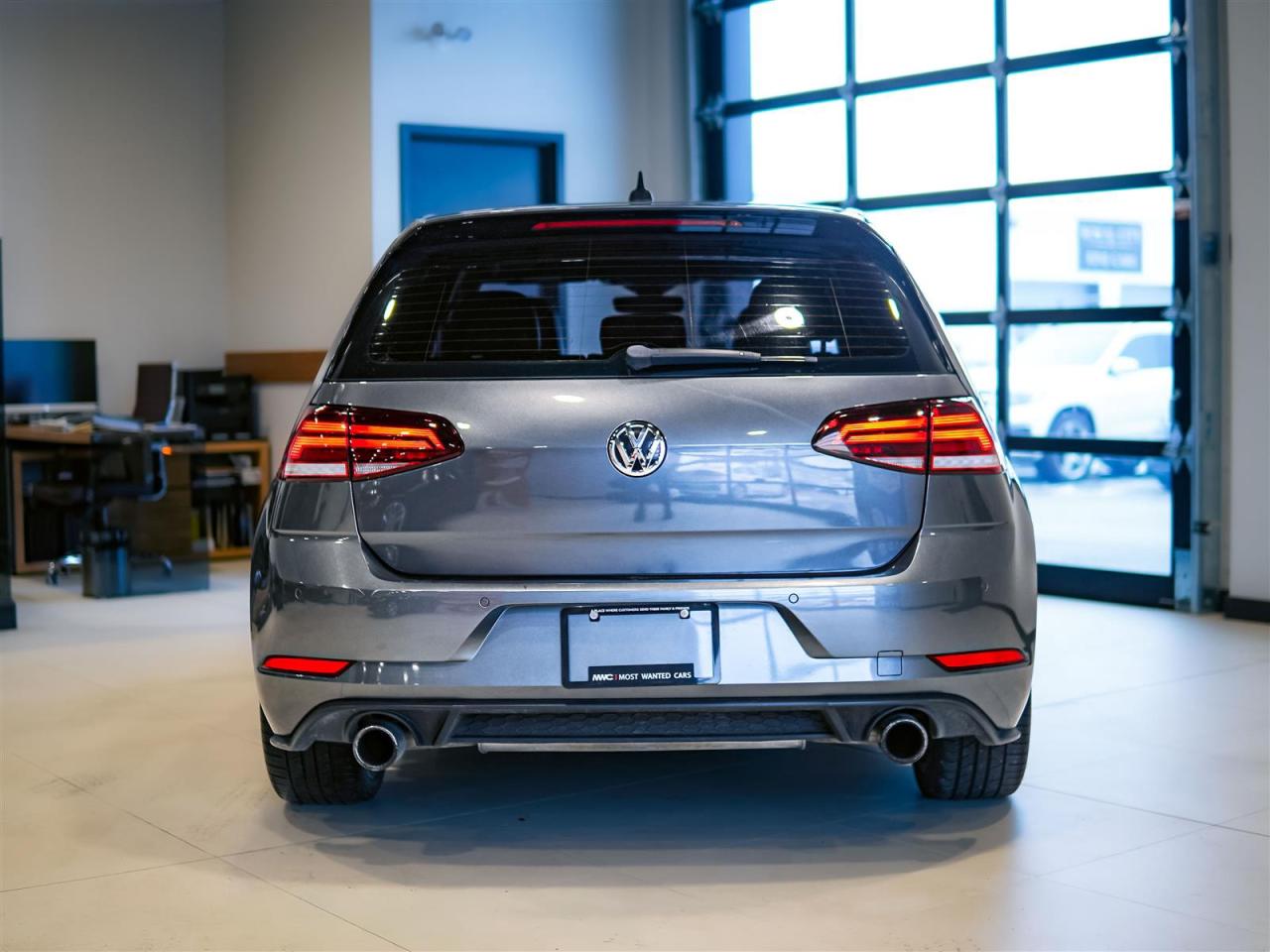 2018 Volkswagen Golf  Photo