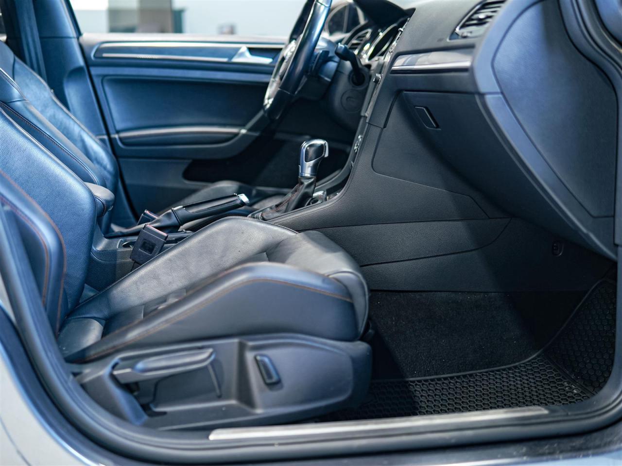 2018 Volkswagen Golf  Photo