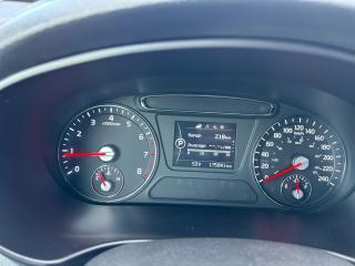 2017 Kia Sorento LX, All Wheel Drive, Back-Up-Camera, Heated Seats - Photo #13