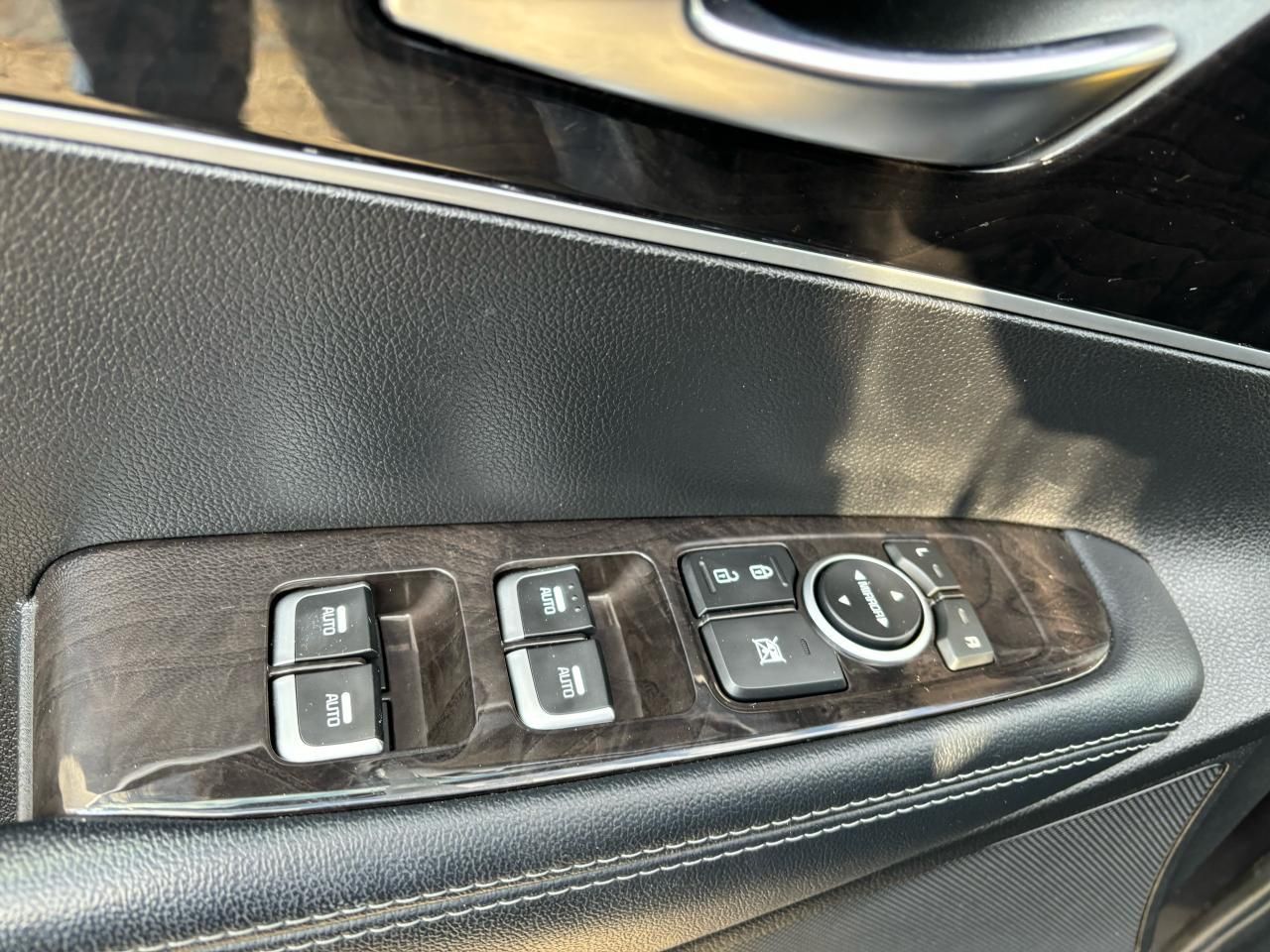 2017 Kia Sorento LX, All Wheel Drive, Back-Up-Camera, Heated Seats