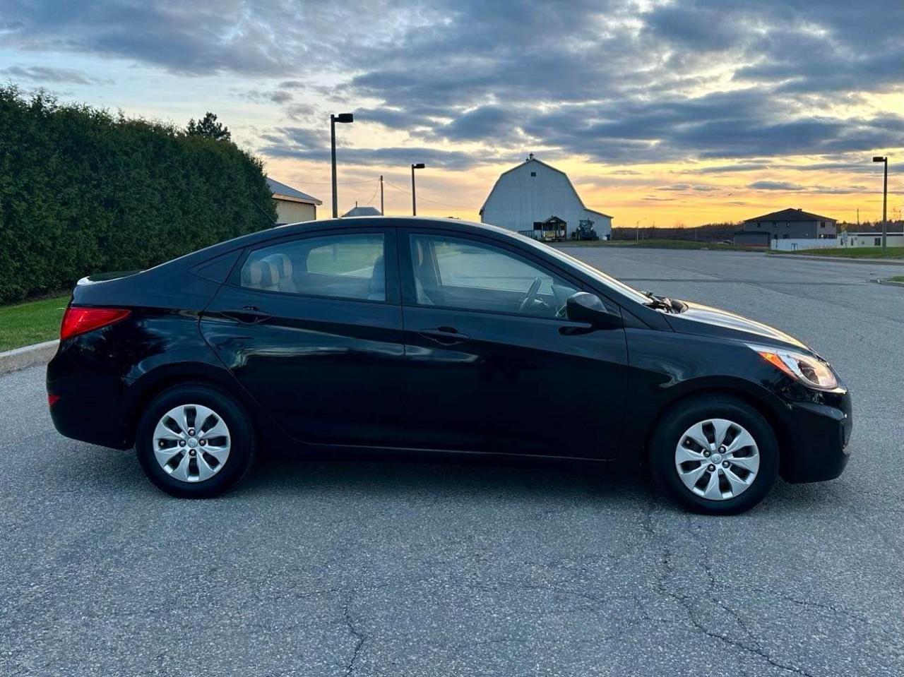 2016 Hyundai Accent 4dr Sdn Auto GL - Photo #6