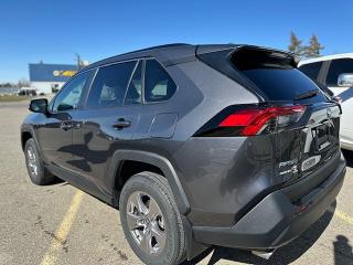 2022 Toyota RAV4 XLE AWD 1 OWNER - NO ACCIDENTS - LOW KMS - - Photo #7