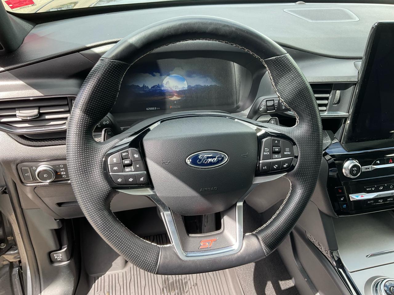 2021 Ford Explorer ST 4WD Photo5