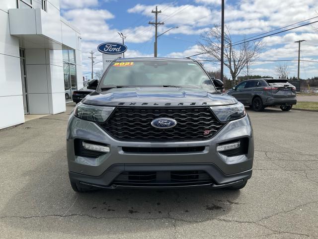2021 Ford Explorer ST 4WD Photo1