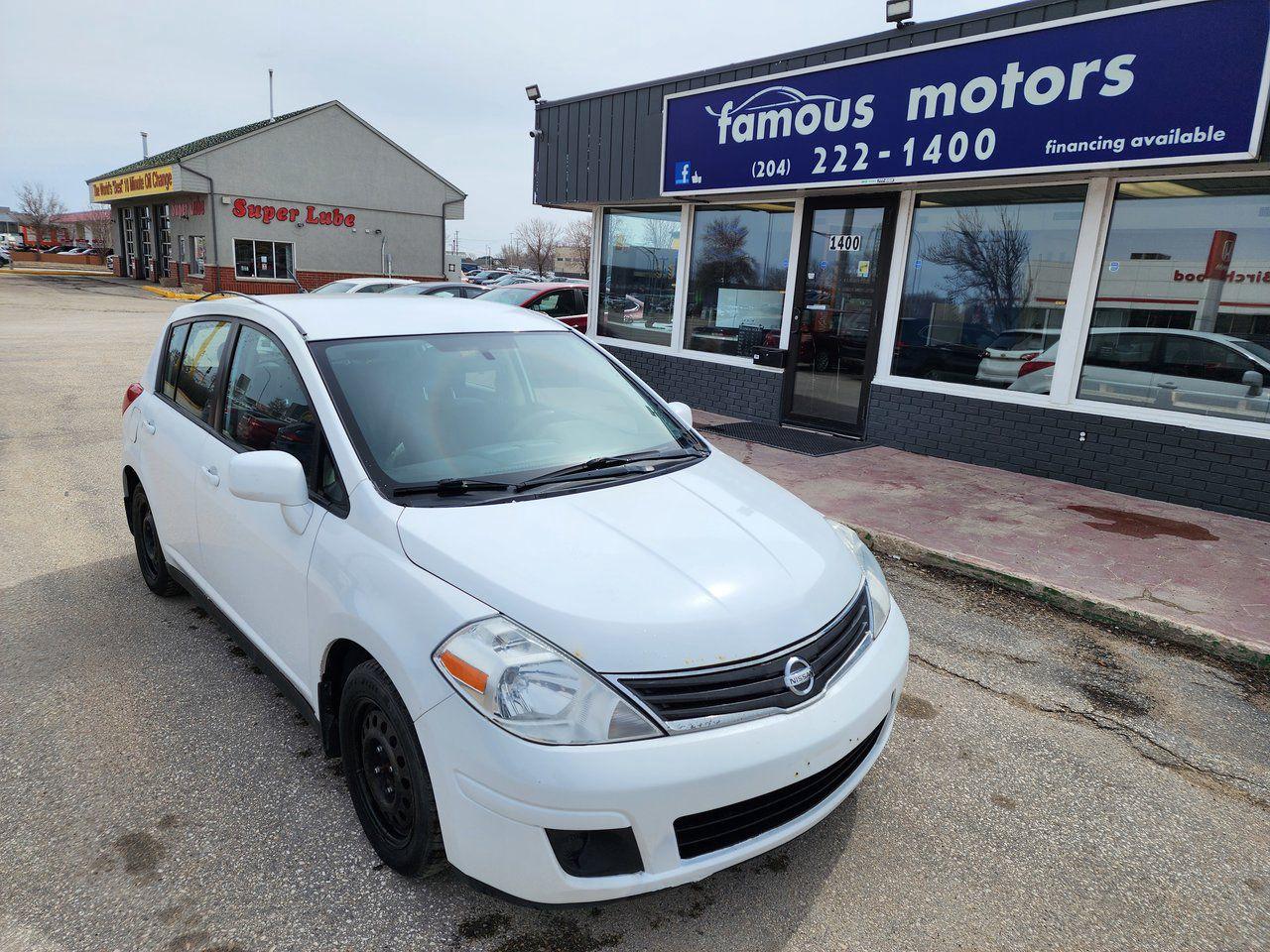 Used 2010 Nissan Versa 1.8 SL for sale in Winnipeg, MB