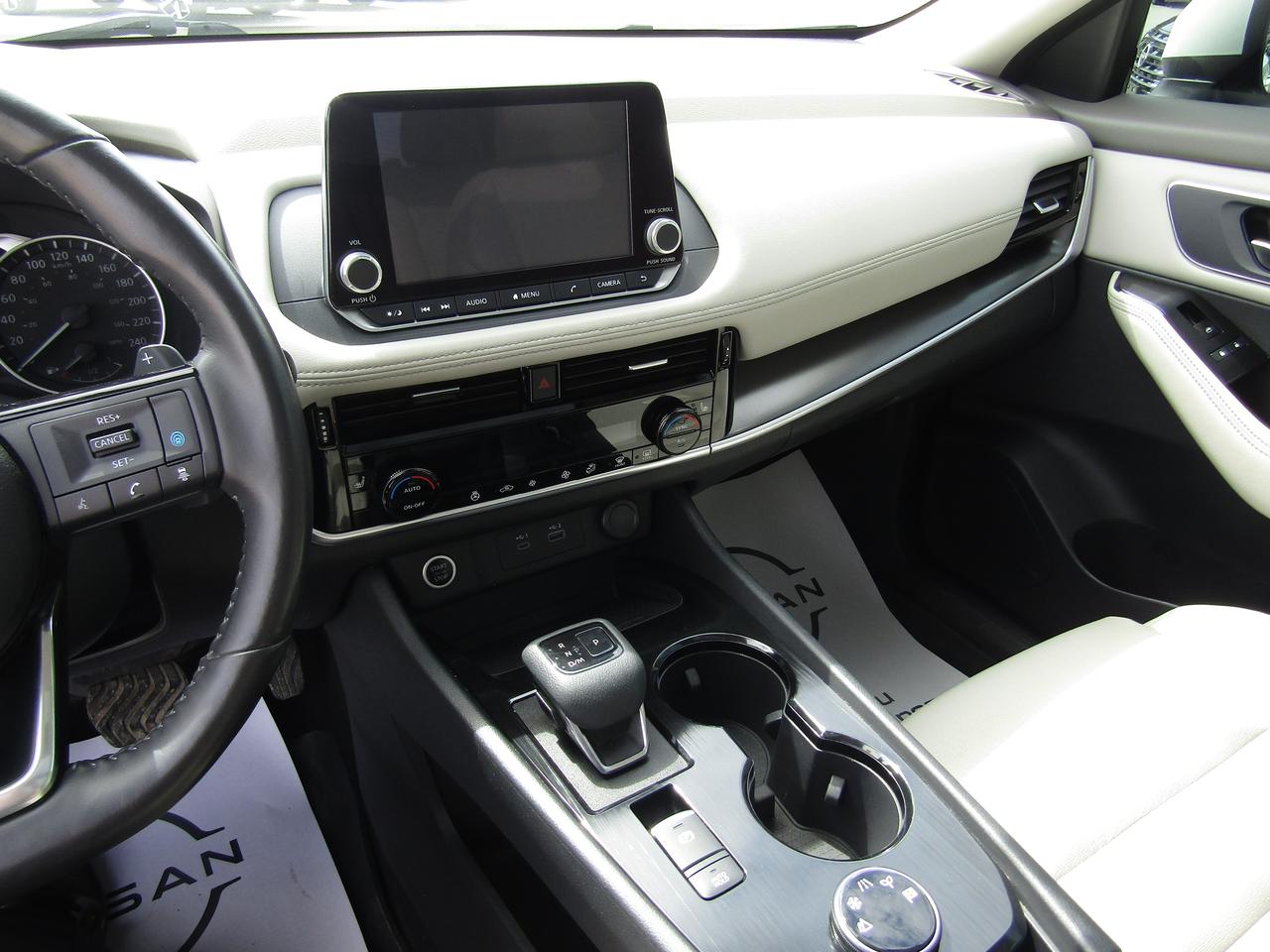 2021 Nissan Rogue SV PREMIUM Photo
