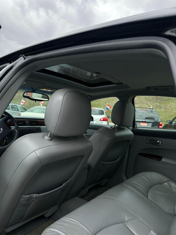 2007 Buick Allure CXL - Photo #9