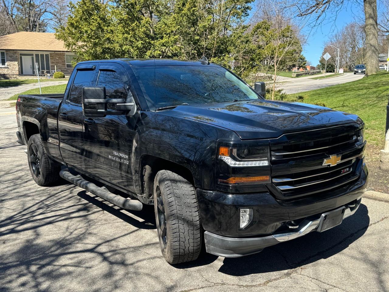 2017 Chevrolet Silverado 1500 LT - Photo #4