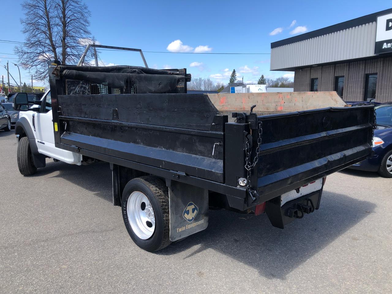 2018 Ford F-550 XL DIESEL DUMP TRUCK - Photo #3