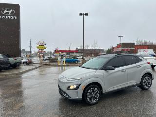 Used 2022 Hyundai KONA electric Preferred FWD w/Two-Tone Roof Electric for sale in North Bay, ON