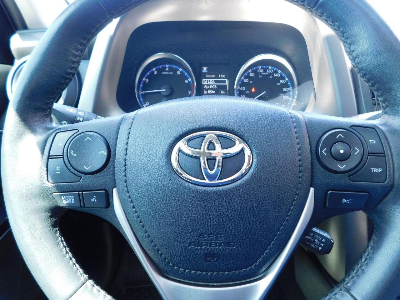 2016 Toyota RAV4 Limited | 360 Camera | Lane Departure | AWD | Navi - Photo #14