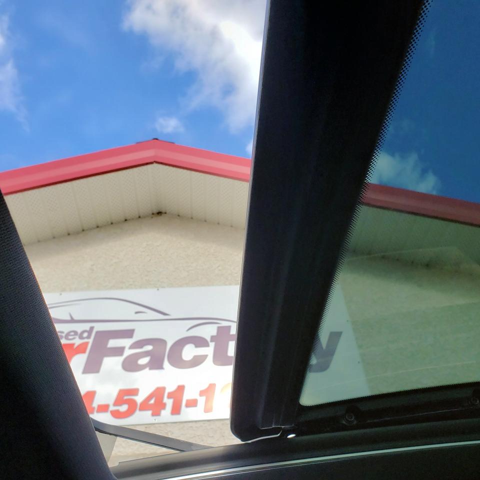 1743202919