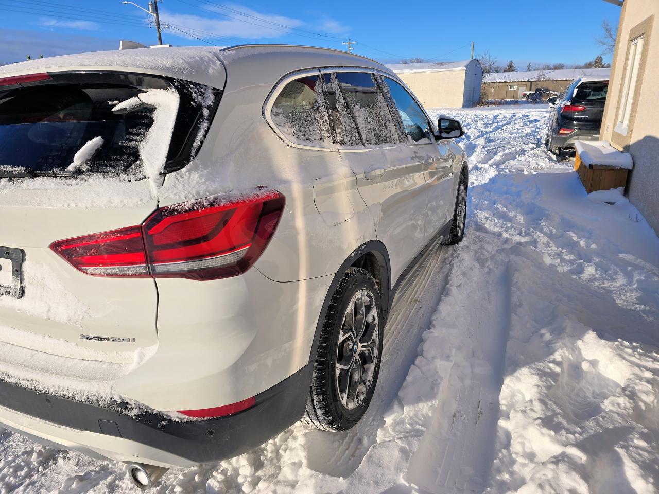 2020 BMW X1 Low KM Accident Free - Photo #14