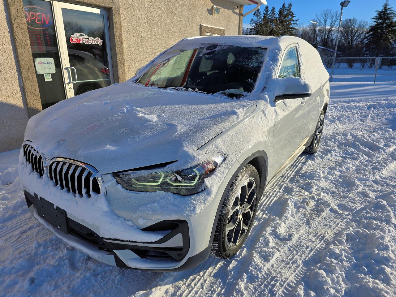 2020 BMW X1 Low KM Accident Free - Photo #4