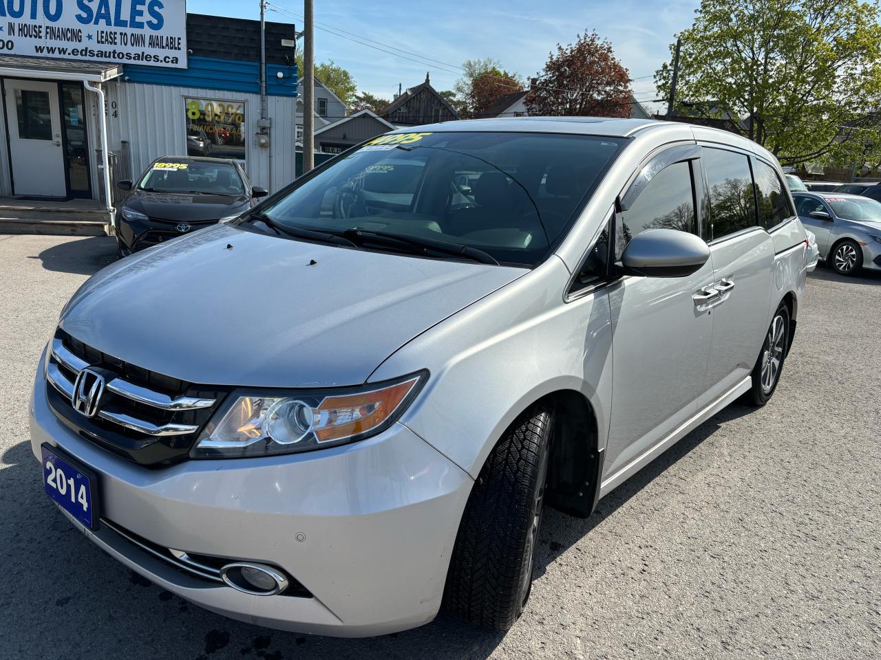 Used 2014 Honda Odyssey Touring, DVD Player, 8 Pass, Sunroof, P. Doors, for sale in St Catharines, ON