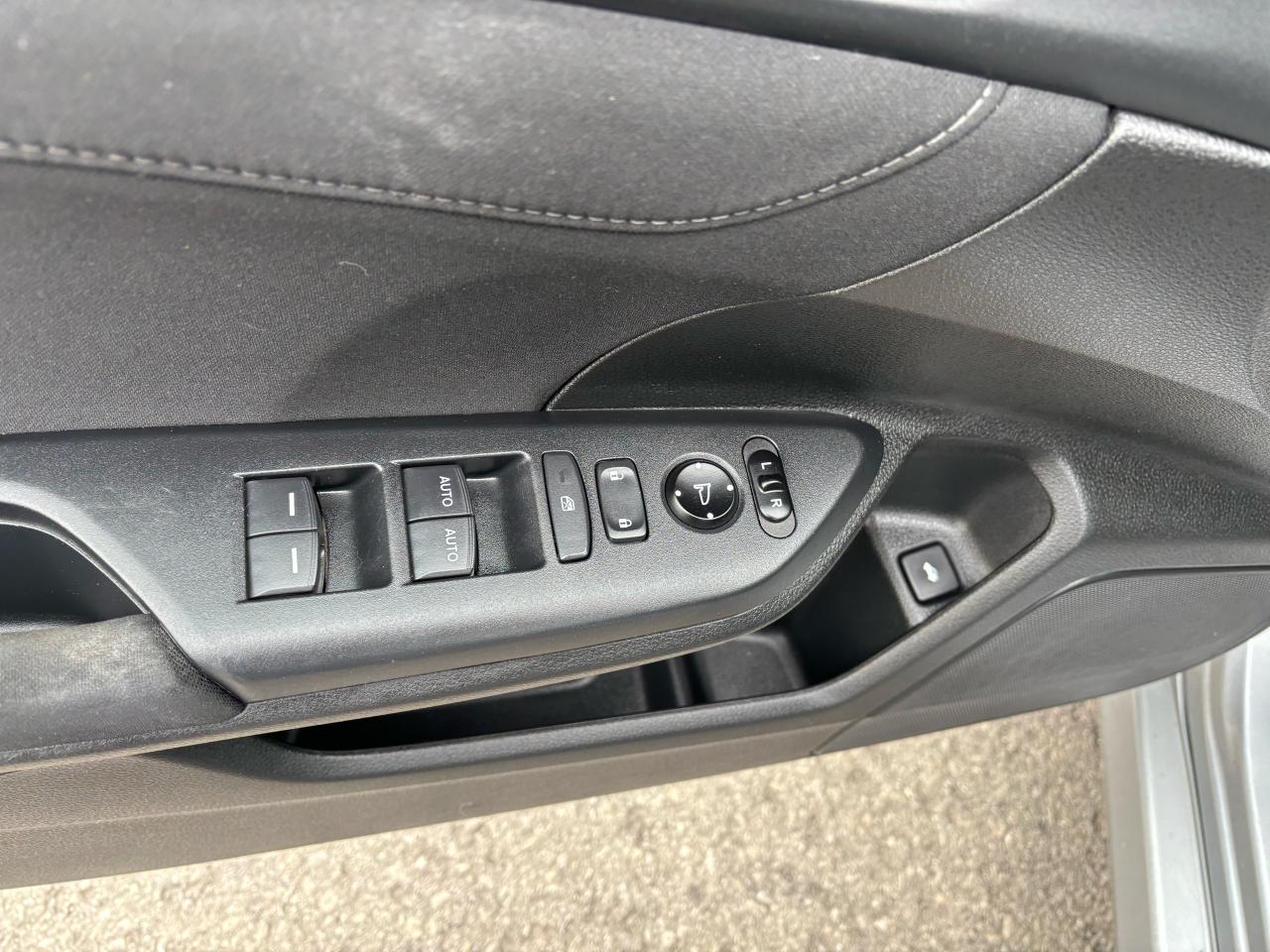 2017 Honda Civic EX, Alloys, Sunroof, Lane Departure Warning - Photo #16