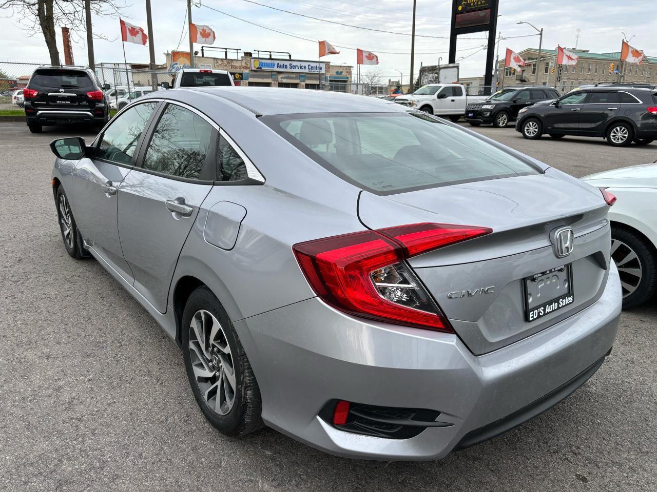 2017 Honda Civic EX, Alloys, Sunroof, Lane Departure Warning