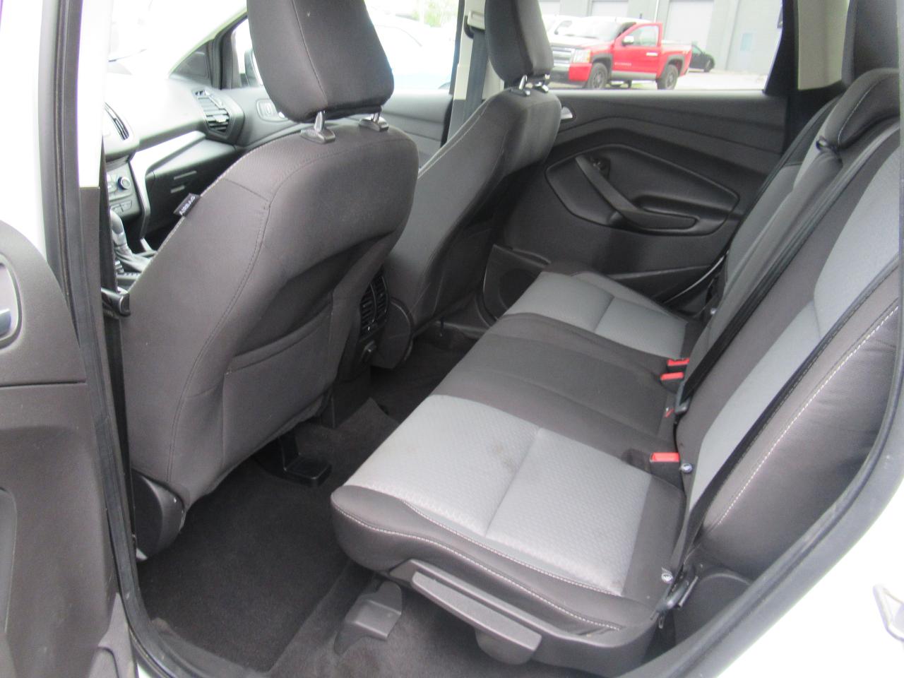 2018 Ford Escape SE 4WD - Certified w/ 6 Month Warranty - Photo #8