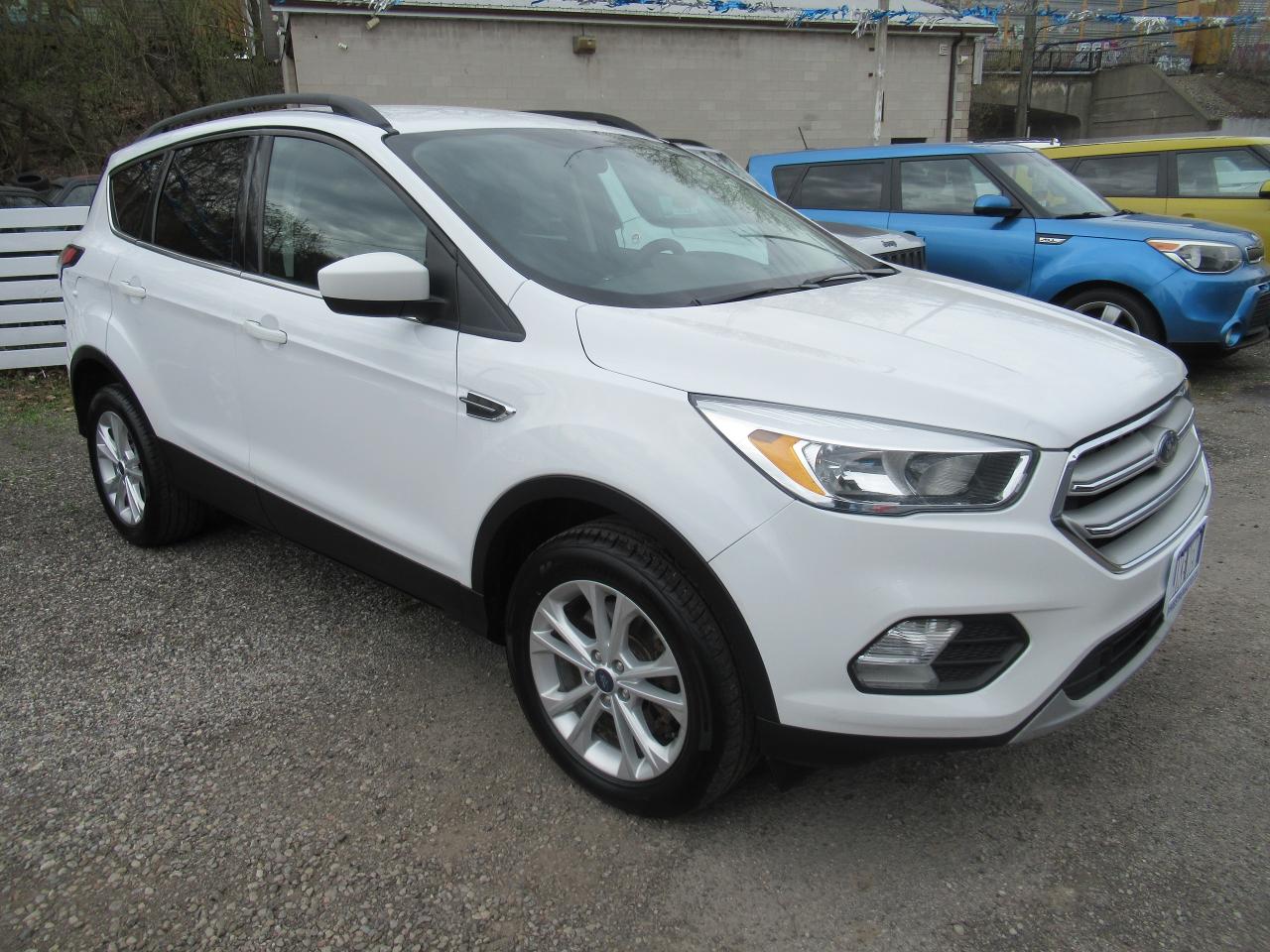 2018 Ford Escape SE 4WD - Certified w/ 6 Month Warranty - Photo #2