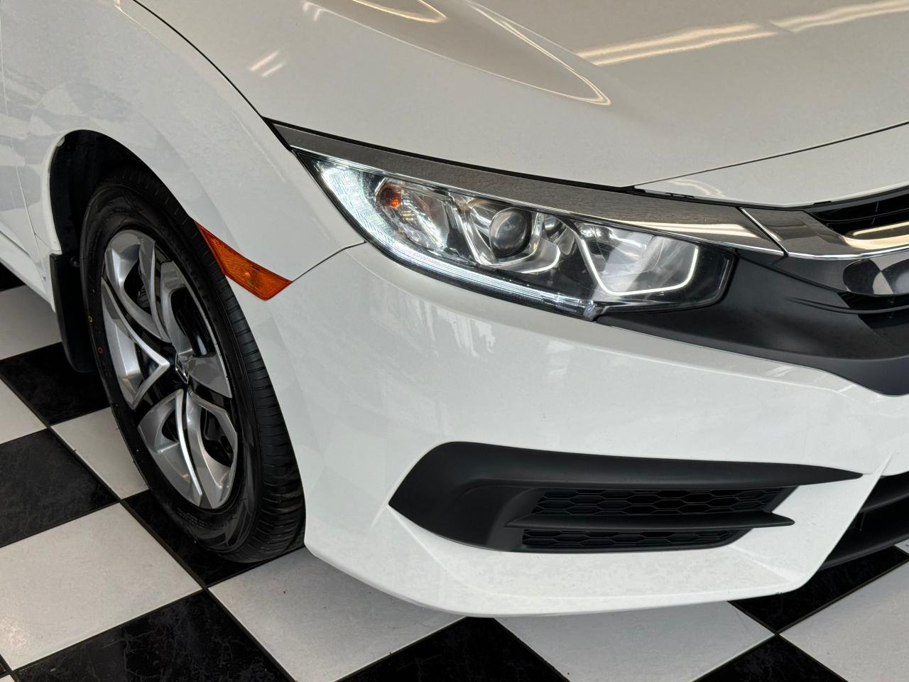 2018 Honda Civic LX+New Tires+ApplePlay+A/C+Camera+CLEAN CARFAX - Photo #38