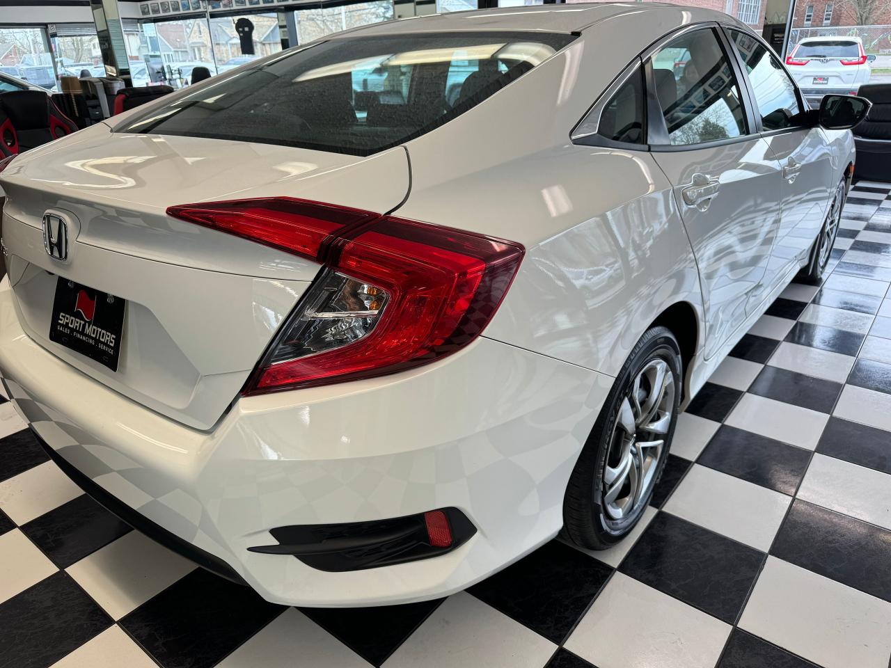 2018 Honda Civic LX+New Tires+ApplePlay+A/C+Camera+CLEAN CARFAX - Photo #41